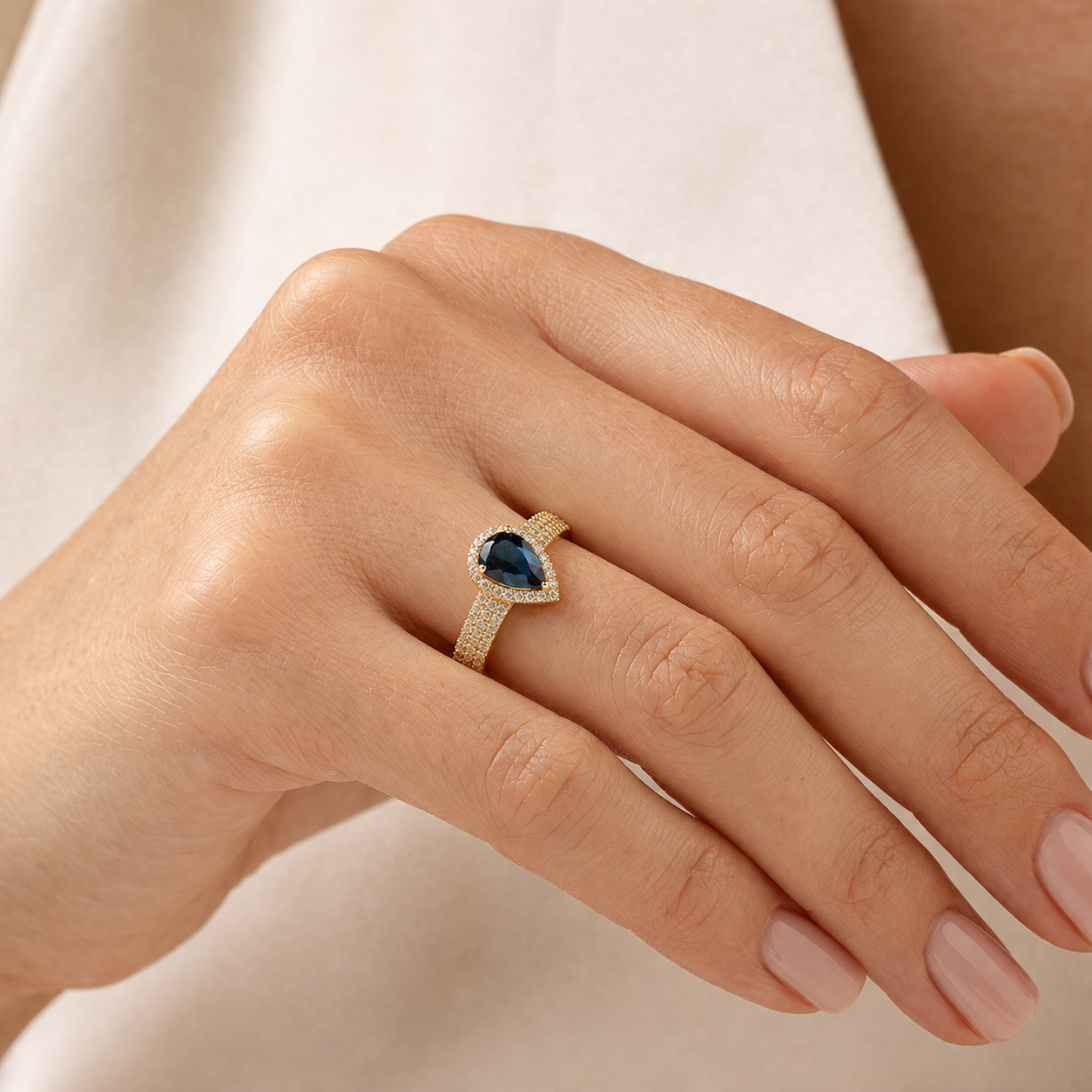 1.39 Ct Oval Blue Sapphire 9K Gold Ring